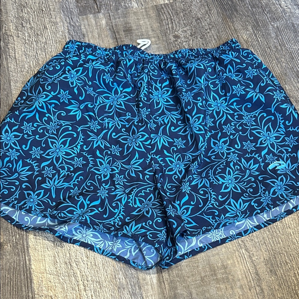 Brooks Floral Blue Women's Shorts Medium